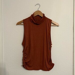 Womens Lululemon Mock Neck Tank